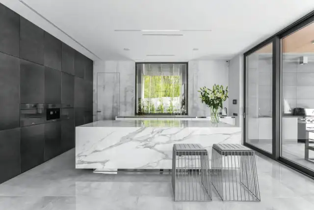 Wyspa w kuchni co to jest? Poznaj jej funkcje i zalety!