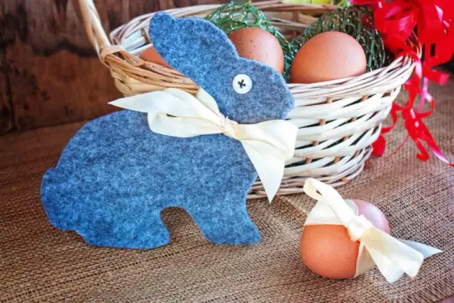 Proste sposoby na ozdoby wielkanocne z filcu, które zachwycą każdego