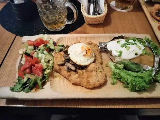 Gdzie zjeść w Kudowie-Zdroju? Odkryj najlepsze restauracje i smaki