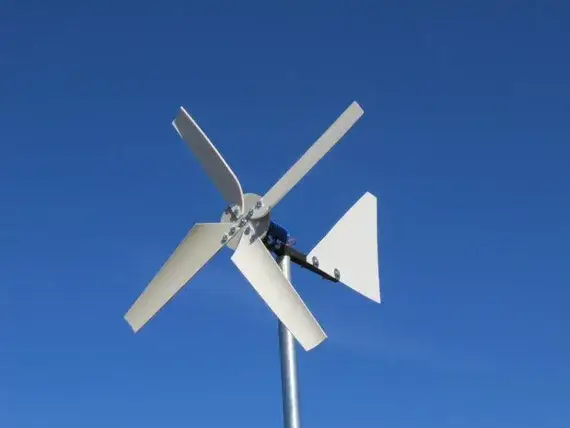 Maszt wiatrowy DIY: czy warto budować samemu? Koszty i prawo