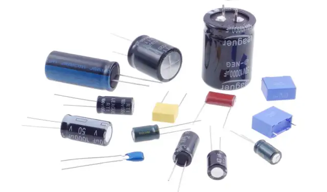 Zasada działania kondensatora: Jak działa i gdzie jest używany?