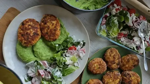 Jaki sos do kotletów z jajek, aby zaskoczyć smakiem i aromatem?