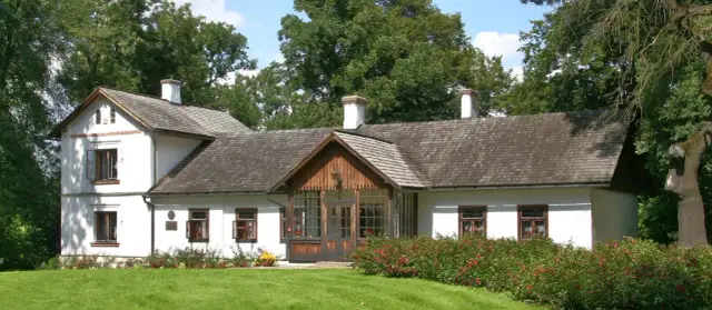 Żarnowiec atrakcje, które zaskoczą i zachwycą każdego turystę