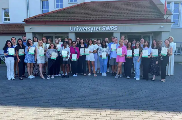 Czy szkoła ma osobowość prawną? Zrozum konsekwencje prawne tej kwestii