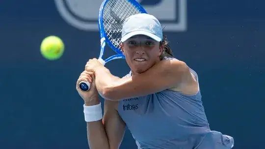 Anna Kalińska: Biografia, osiągnięcia i jej rola w polskim tenisie