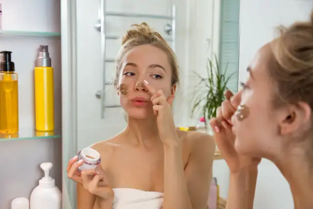 Jak zrobić domowy peeling, który odmieni Twoją skórę na lepsze