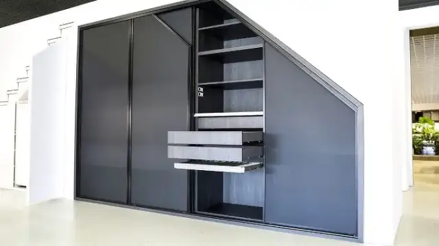 Jak zamontować drzwi przesuwne pod skosem bez problemów i stresu