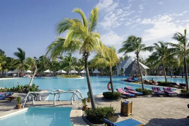 Kuba kiedy jechać: uniknij deszczu i ciesz się słońcem