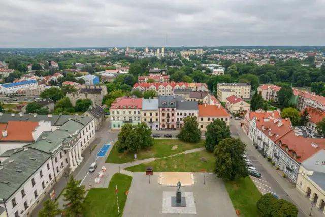 Radom: Odkryj miasto, które Cię zaskoczy! Przewodnik po atrakcjach.