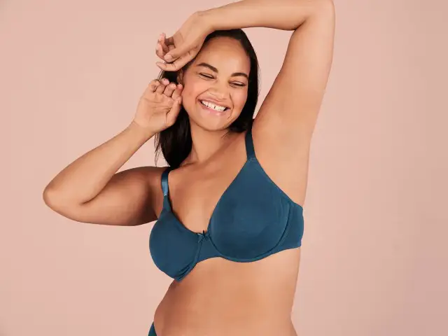 Jakie są miseczki biustu? Przewodnik po idealnym rozmiarze!