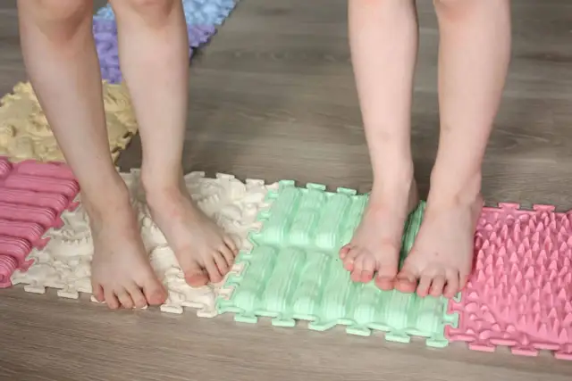 Mata sensoryczna do chodzenia: Klucz do zdrowego rozwoju dziecka