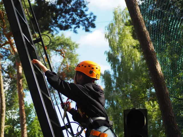 Park Linowy Doktorce: Przewodnik dla rodzin Atrakcje, ceny, bezpieczeństwo