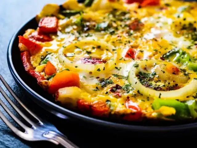 Czy omlet jest dietetyczny? Odkryj zdrowe składniki i korzyści