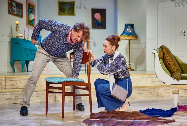 Kolacja dla głupca w Teatrze Ludowym – co musisz wiedzieć przed wizytą