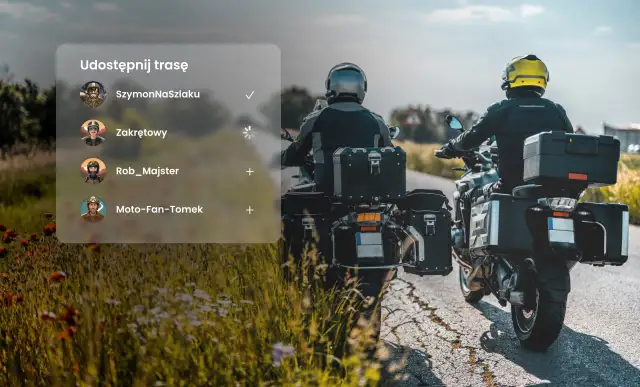Aplikacja dla motocyklistów: udostępnij trasę znajomym. Widok z perspektywy kierowcy na drogę i innych motocyklistów.