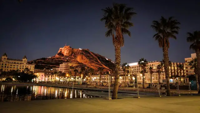 Alicante co zwiedzić? Przewodnik po atrakcjach i praktyczne porady