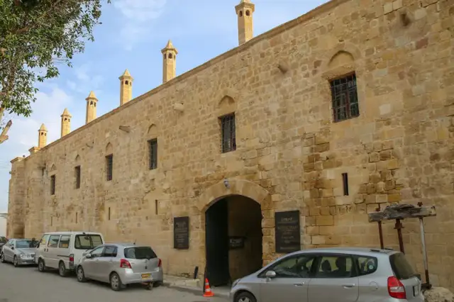 Nikozja atrakcje: odkryj najważniejsze miejsca, które musisz zobaczyć