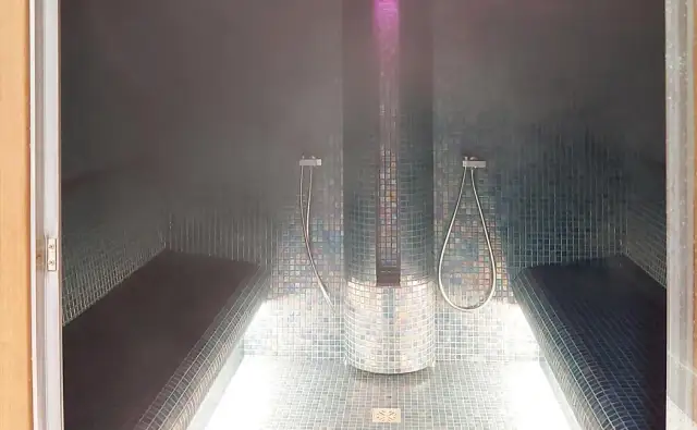 Kluczowe wyposażenie spa, które odmieni Twoje usługi relaksacyjne