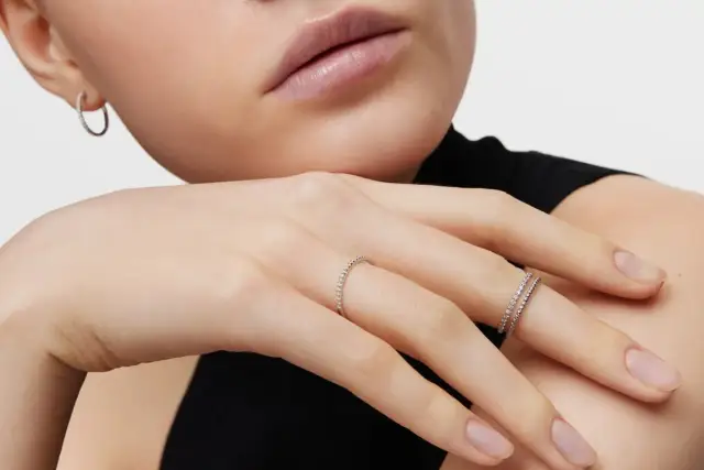 Jak długo trwa powiększenie obrączki? Poznaj kluczowe czynniki