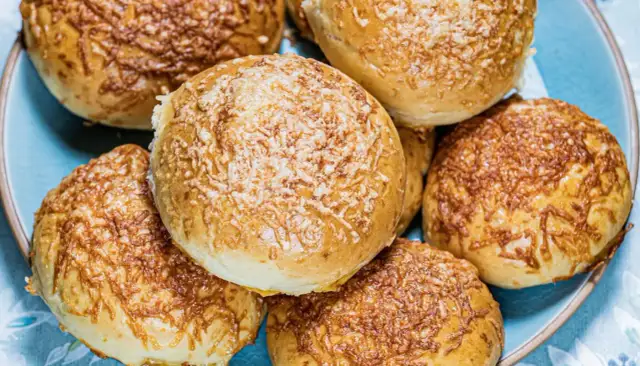 Przepis na bułki sojowe: jak zrobić zdrowe i pyszne pieczywo