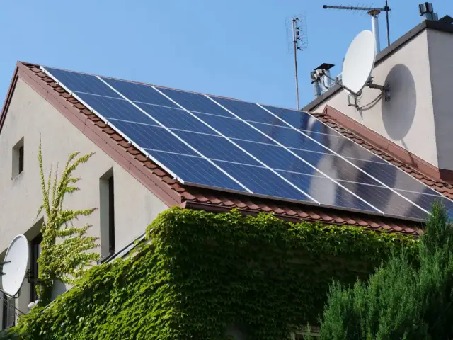 Elektrownie słoneczne, fotoogniwa i kolektory słoneczne - co wybrać?