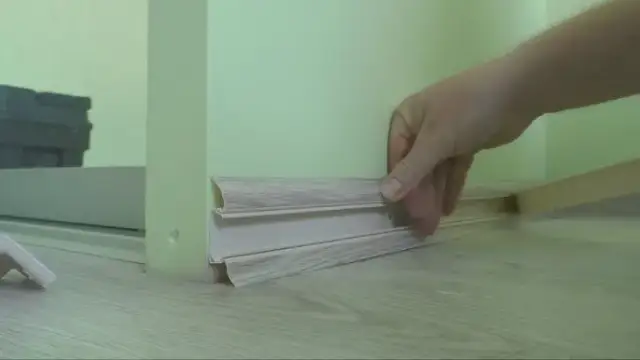 Czym ciąć listwy przypodłogowe plastikowe, aby uniknąć uszkodzeń?