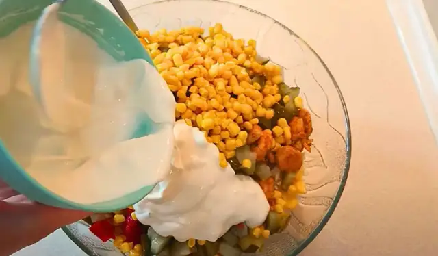 Czy można zamrozić sałatkę gyros? Odkryj, dlaczego to nie działa