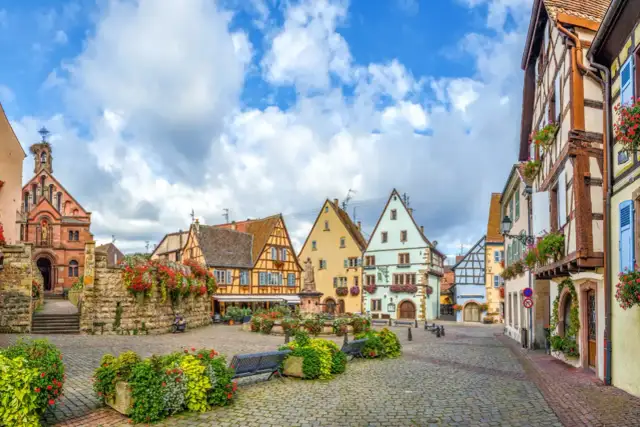 Najpiękniejsze miejsca we Francji: Twój przewodnik po odkryciach