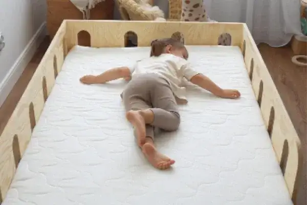 Jaka twardość materaca dla dziecka zapewni zdrowy sen i rozwój?