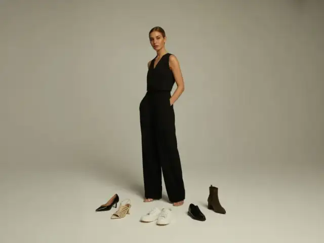 Idealne buty do krótkiego kombinezonu: modne triki na każdą okazję