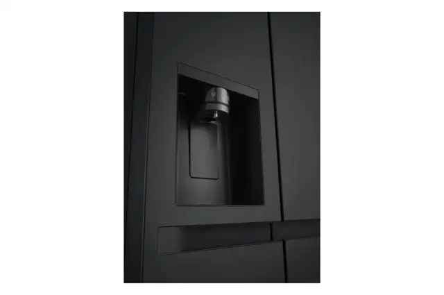 Jak uruchomić kostkarkę Hisense? Poradnik krok po kroku i rozwiązania.