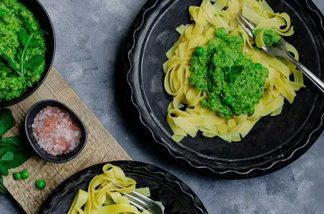 Co można zrobić z pesto? 10 kreatywnych przepisów na dania