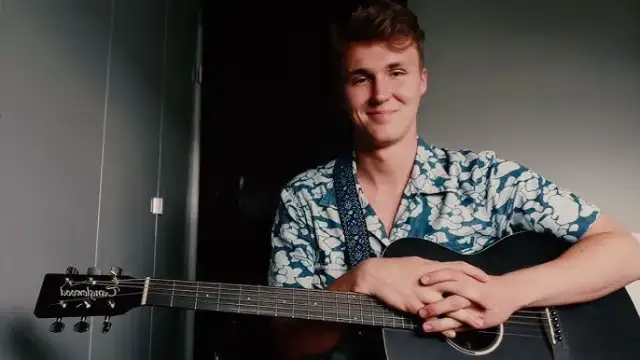 Zegarmistrz światła chwyty na gitarę – naucz się grać łatwo i szybko