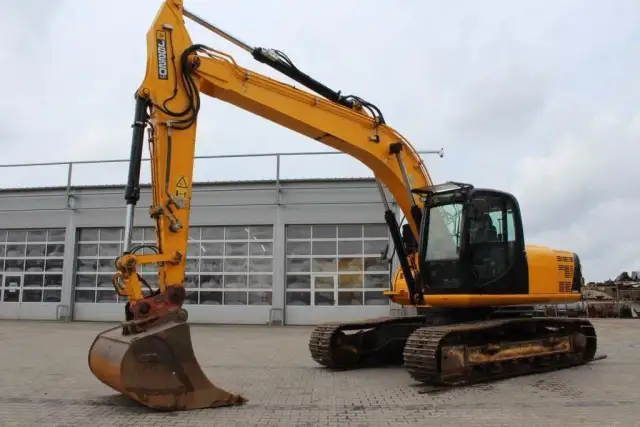 Gdzie zgłosić rozbiórkę budynku gospodarczego, aby uniknąć problemów?