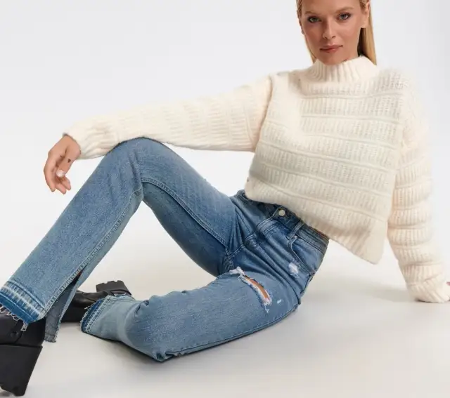 Jakie buty pasują do dzwonów? 5 najlepszych i 3 najgorsze wybory