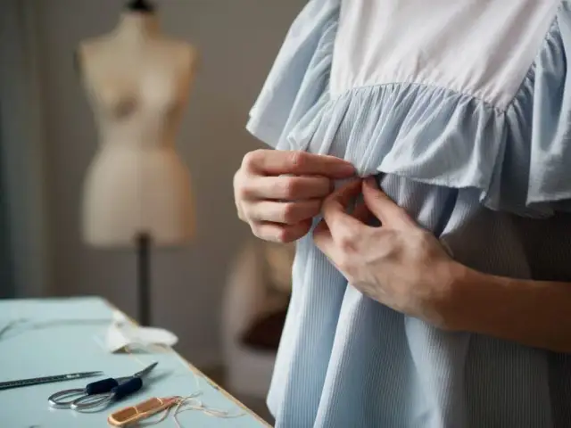 Jak poszerzyć bluzkę pod pachami i uniknąć nieudanych przeróbek