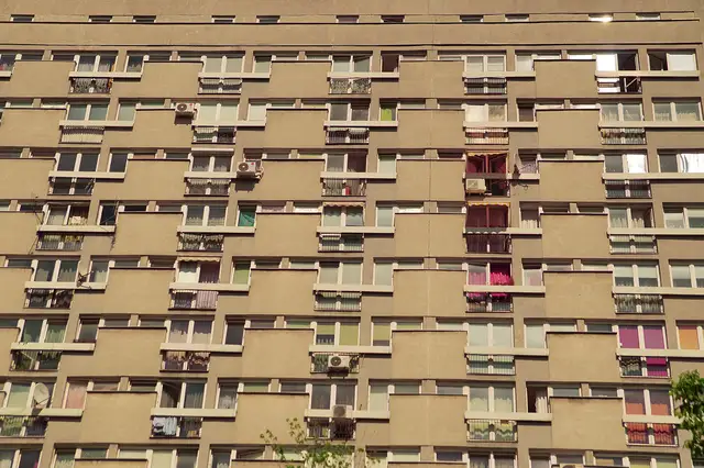 Jak znaleźć idealne osiedle w Warszawie? Przewodnik po miejscach z duszą.