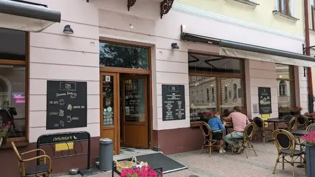 Tarnów gdzie zjeść: najlepsze miejsca na smaczne jedzenie w mieście