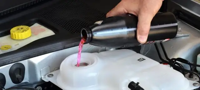 Czy płyn do chłodnicy może wyparować? Sprawdź, co musisz wiedzieć