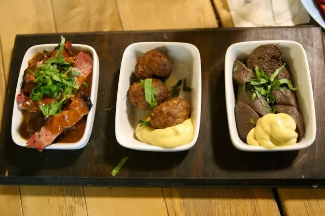 Berlin gdzie zjeść: odkryj najlepsze miejsca na wyjątkowe jedzenie