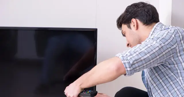 Dlaczego telewizor nie widzi Wi-Fi? Oto najczęstsze przyczyny i rozwiązania