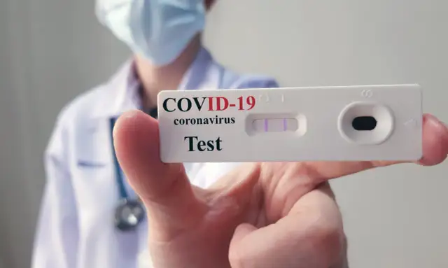 Bezpłatny test COVID NFZ: Skierowanie, gdzie i wynik online?