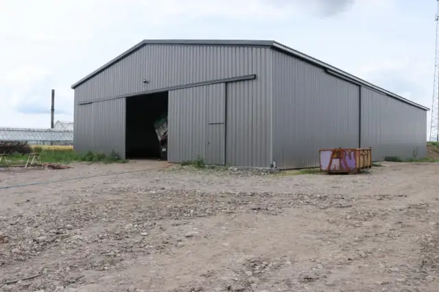 Ile kosztuje wybudowanie magazynu? Poznaj ukryte koszty i czynniki