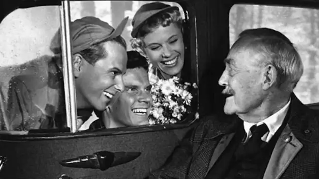 Reżyser filmu tam gdzie rosną poziomki: Ingmar Bergman i jego wizje