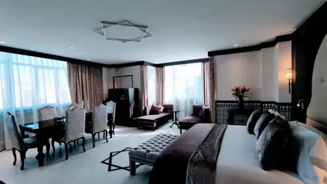 Hotel Saray Granada: comodidad y cercanía a las atracciones culturales