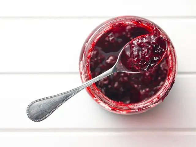 Dżem malinowy: przepis, który zawsze wychodzi! Sekrety idealnej gęstości