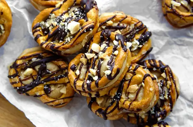 Jak zrobić ciastka bez pieczenia – szybkie i pyszne przepisy na deser