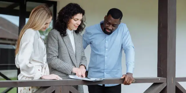 Wycena nieruchomości w spadku: Jak uniknąć problemów z Urzędem Skarbowym?