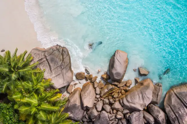 Seszele kiedy jechać: uniknij deszczu i tłumów w idealnym czasie