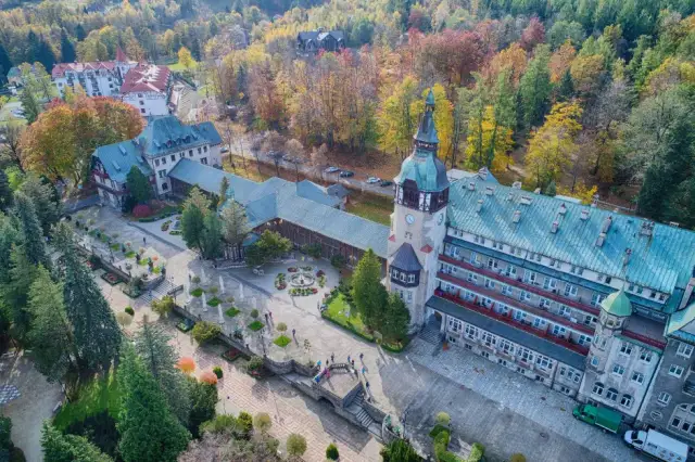 Jak sprawdzić termin wyjazdu do sanatorium? Prosty poradnik